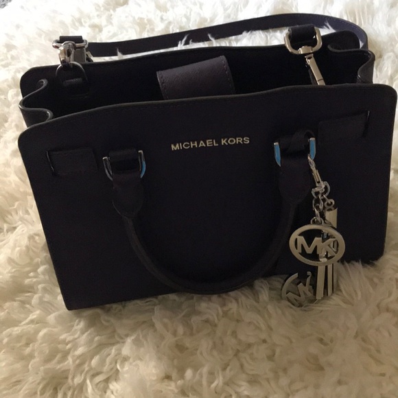 Mini purple purse - Picture 2 of 4